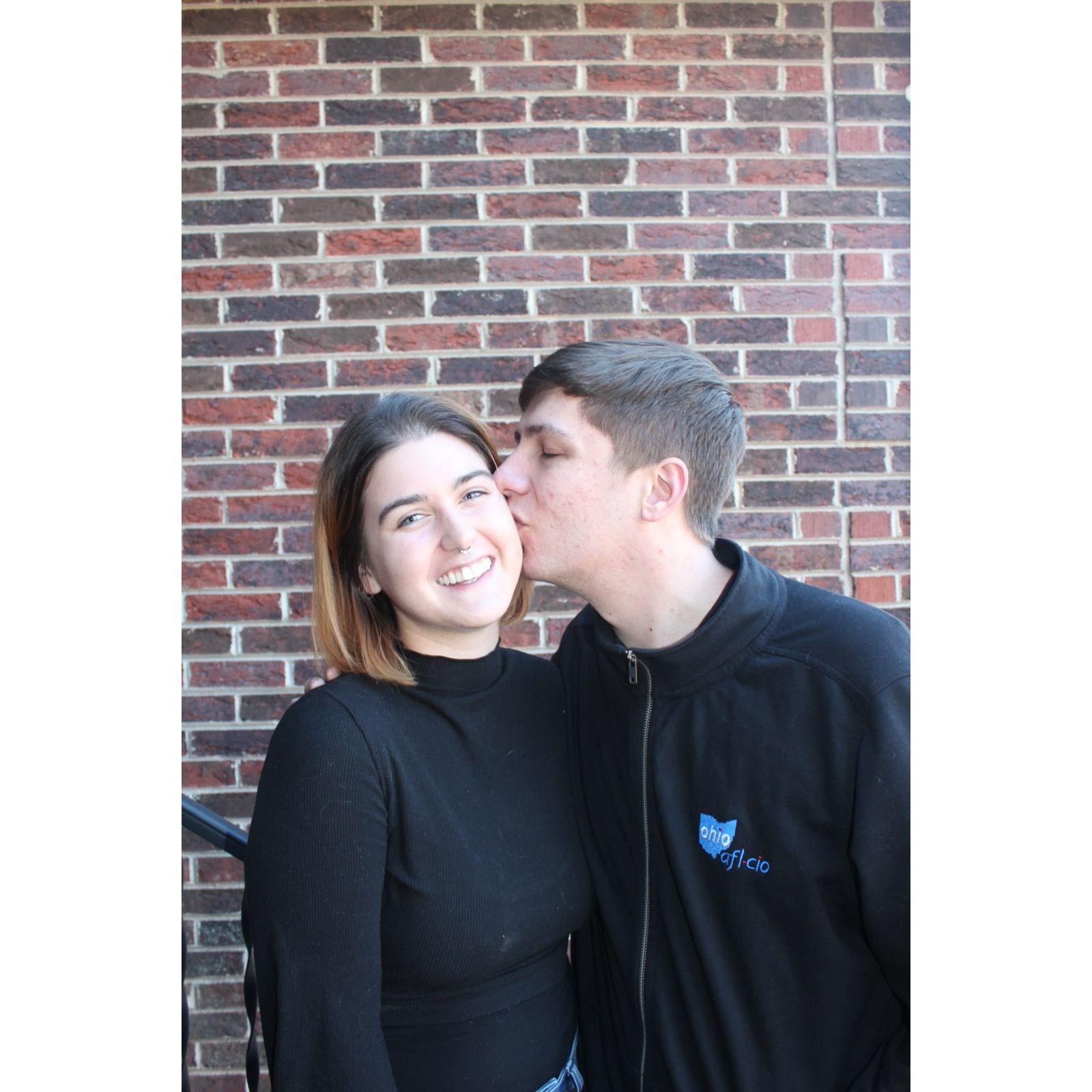 *smooch*