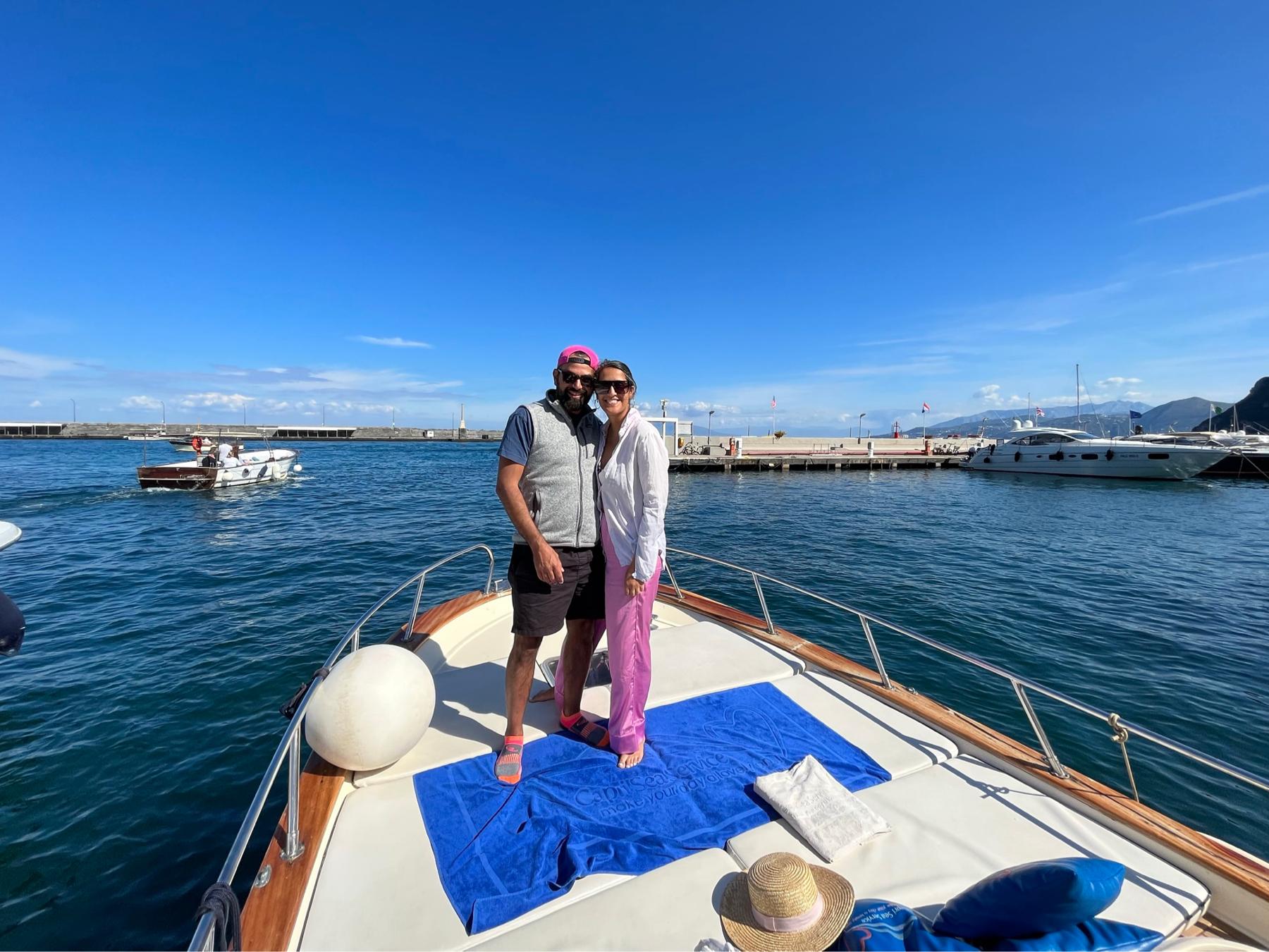 The Wedding Website of Roxana Moussavian and Marcos Male