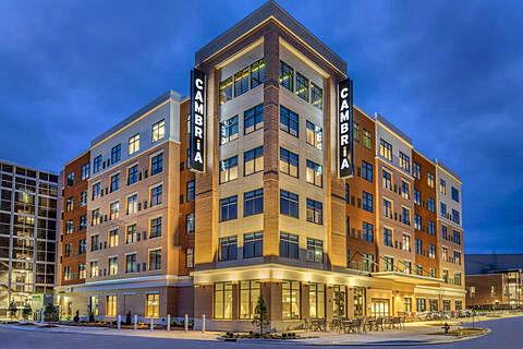 The Wedding Website of Chakendra Warren and Terrance Gladden