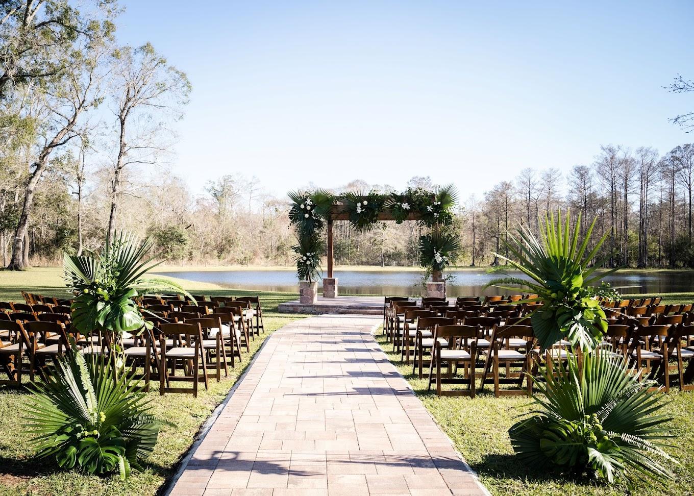 The Wedding Website of Stephanie Chaparro-Roldan and Miguel Vidal