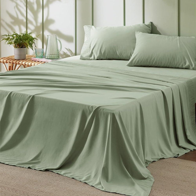 Bedsure California King Sheet Sets - Soft Sheets for California King Size Bed, 4 Pieces Hotel Luxury Sage Green Sheets Cal King, Easy Care Polyester Microfiber Cooling Bed Sheet Set