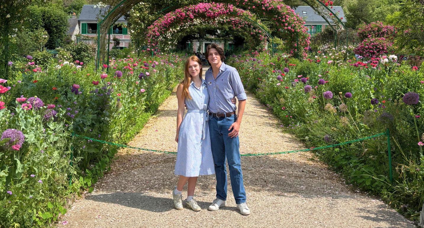 The Wedding Website of Mary Brownell and Glen Brown