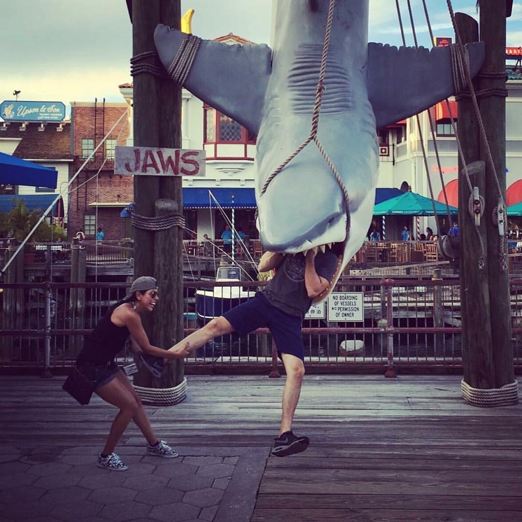 Saved this man from Jaws. Now that's love.
