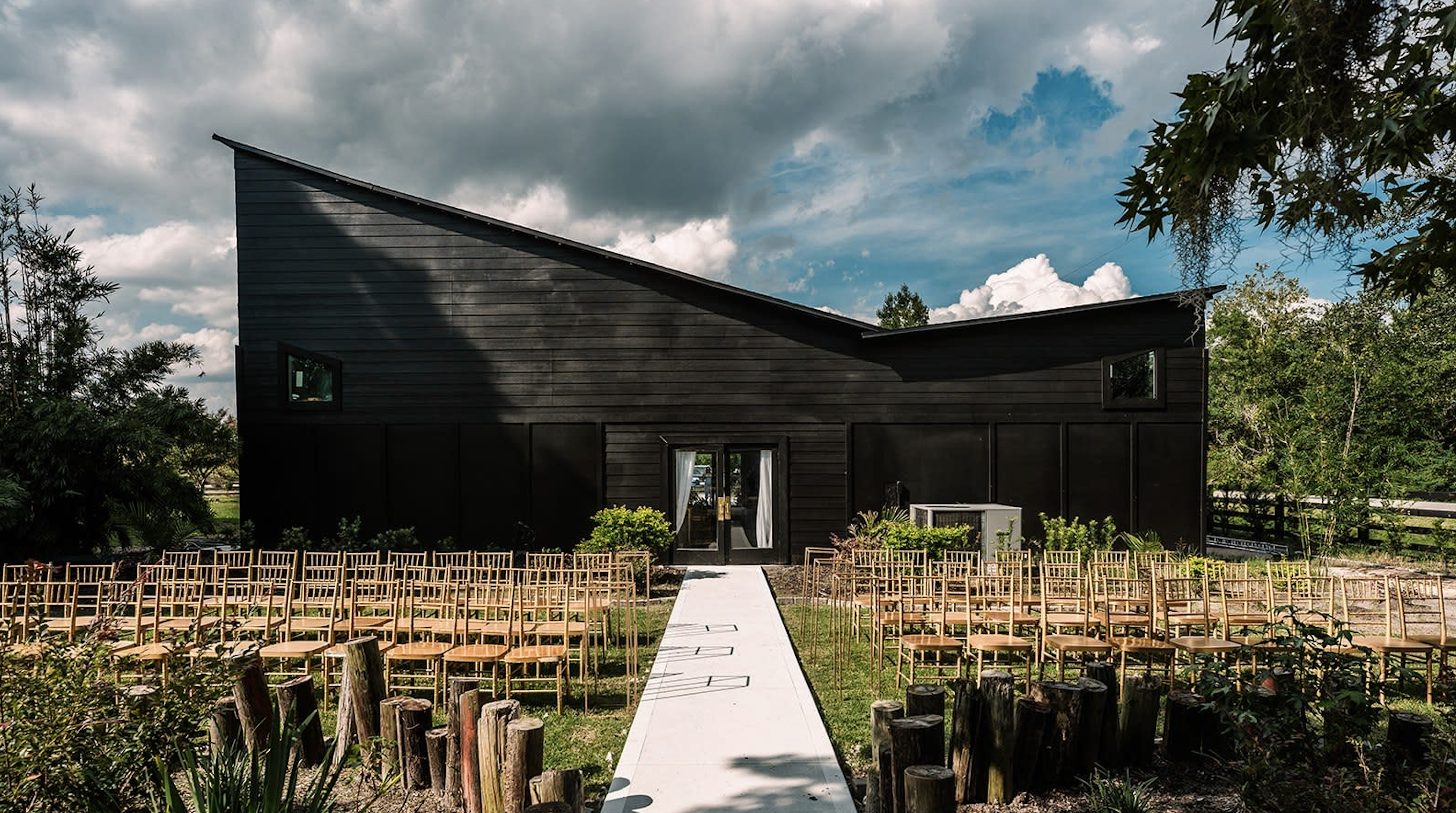The Wedding Website of Victoria Johnston and Jacob Hassert