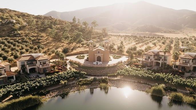 The Wedding Website of María Lawton and Santiago Pérez Enríquez