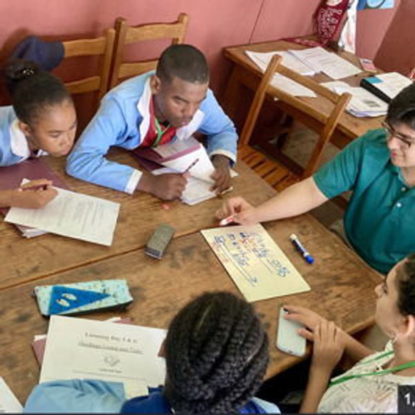 Re-gifting (English learning materials for Malagasy Communities)