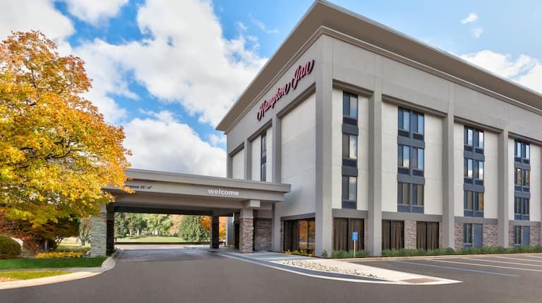 The Wedding Website of Melissa Grove and Brian Link