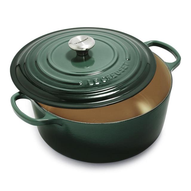 Le Creuset Signature Round Dutch Oven, 9 qt.