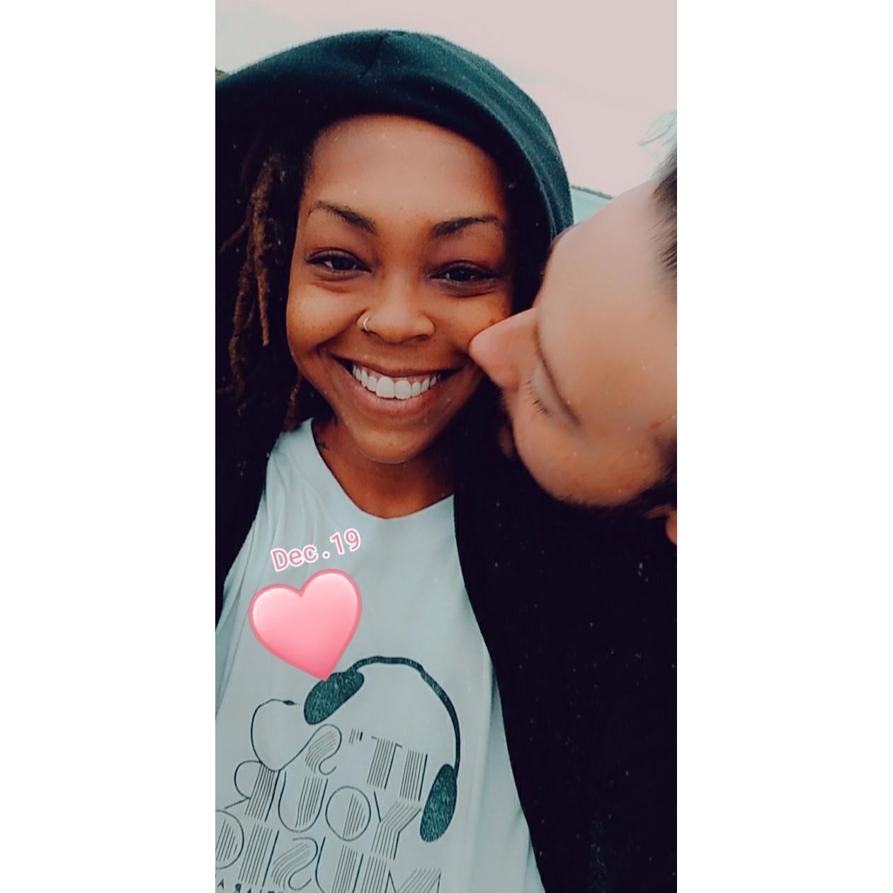 These kisses tho loveeeeeee