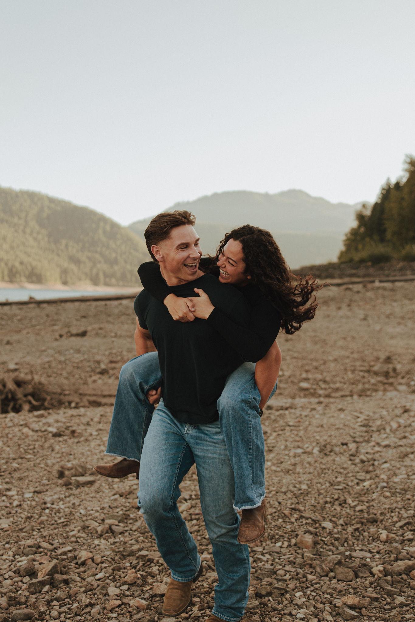 The Wedding Website of Madison Mooney and Hunter Reeser
