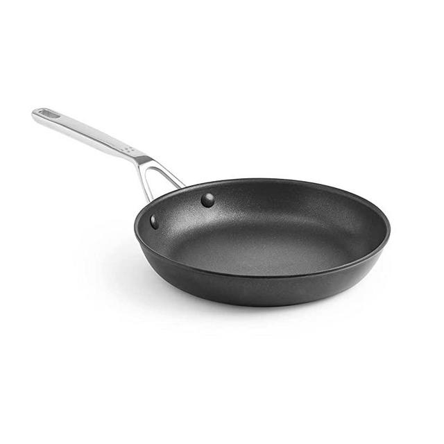 Misen Nonstick Frying Pan - Non Stick Fry Pans for Cooking Eggs, Omelettes and More - 8 Inch Cooking Surface Nonstick Skillet