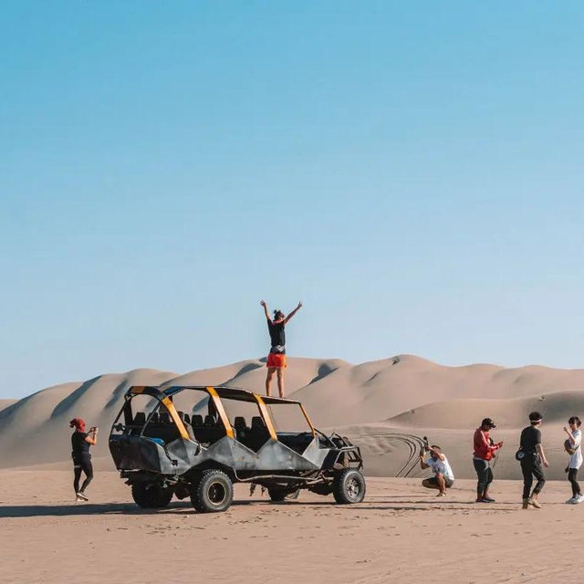 Dune Buggy & Sandboarding