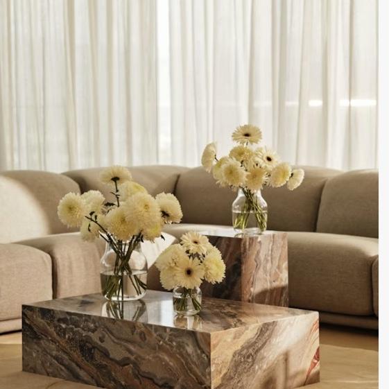Silent Vase