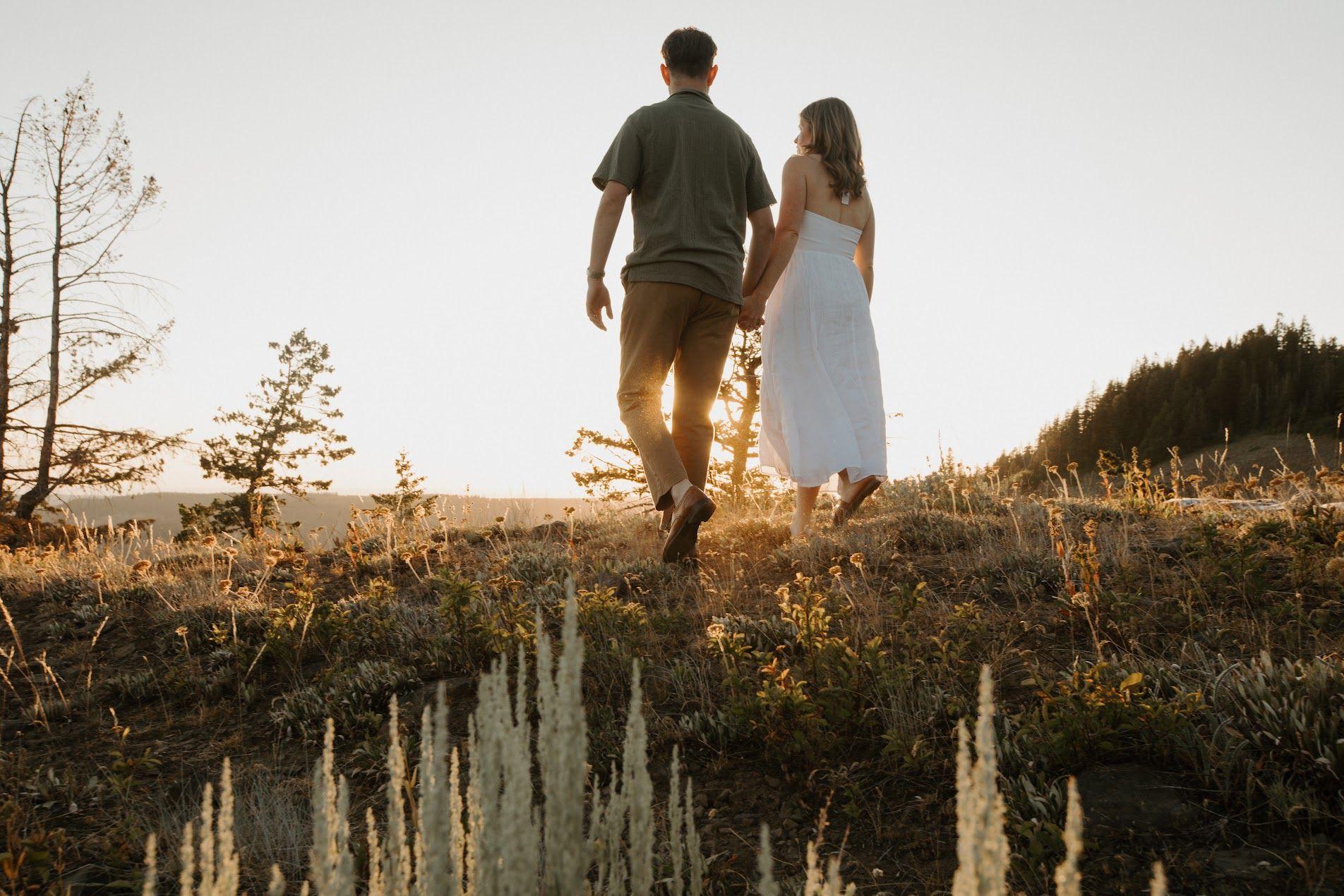 The Wedding Website of Alie Zagata and Zach Pearson