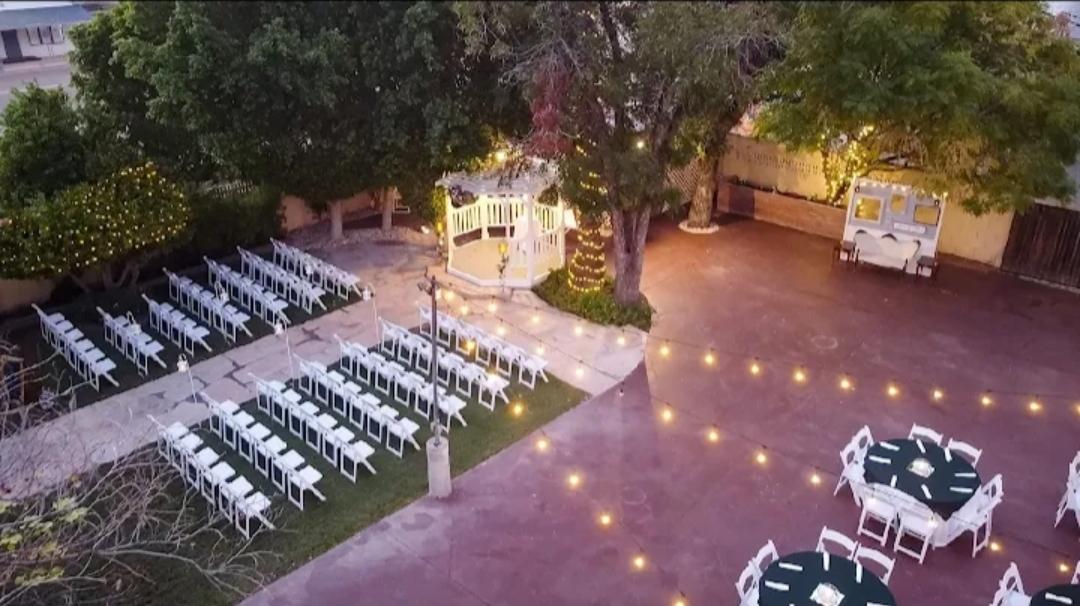 The Wedding Website of Rachel Valdez and Raymond Rodriguez