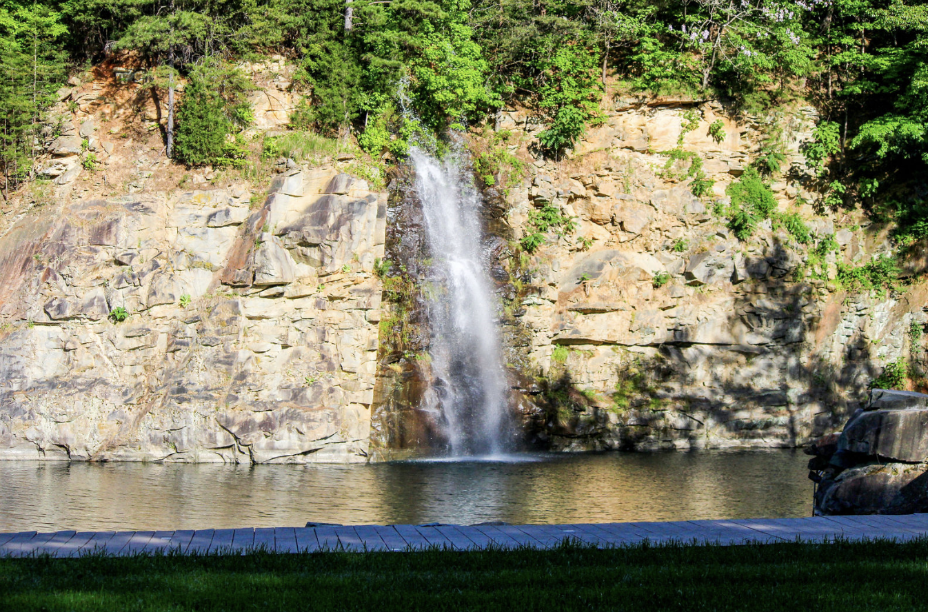 The Wedding Website of Hunter Woodie and Aayush Jain