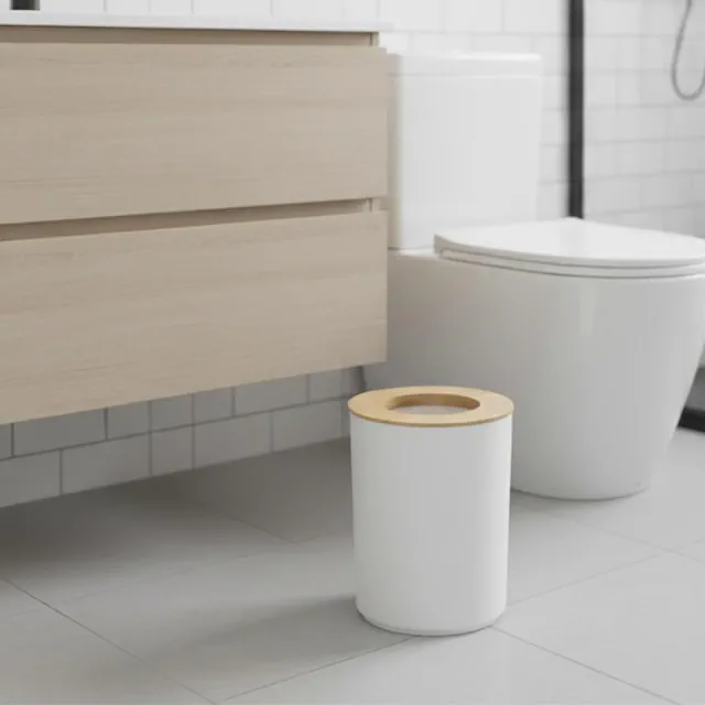 Evideco French Home Goods White Bathroom Trash Can Padang Bamboo Top 1.3 Gal - Stylish and Sustainable 5L Waste Solution