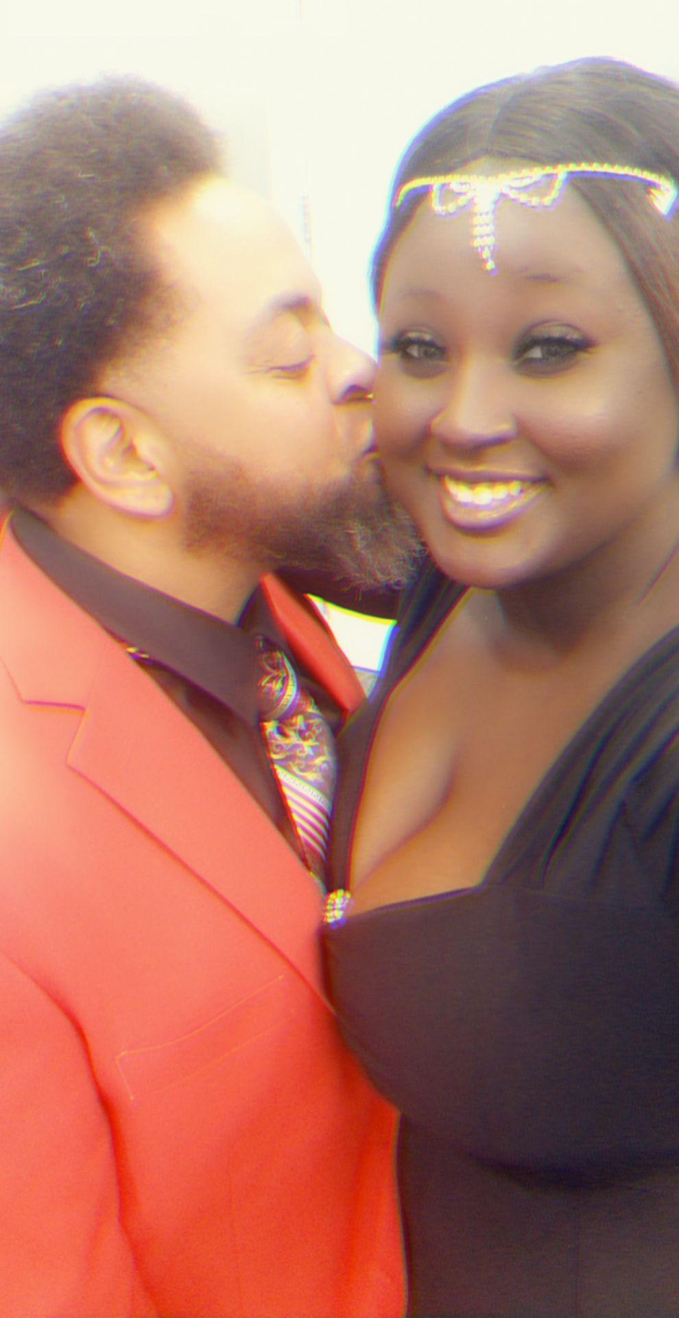 The Wedding Website of Reshelle Cannon and Mateen Quwi