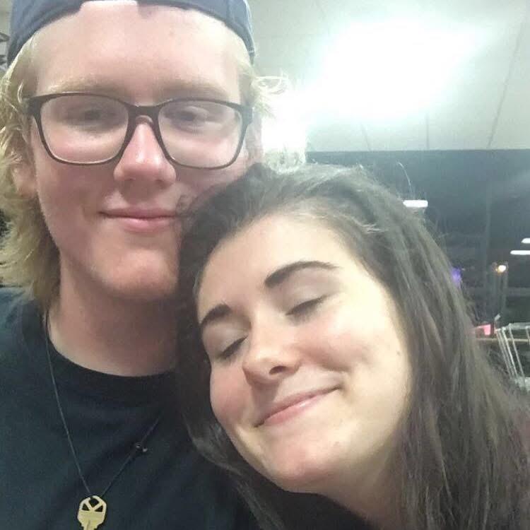 Reuniting in the SUNY Potsdam Dining Hall for the first time since meeting at Freshman Orientation.
(August 2016)