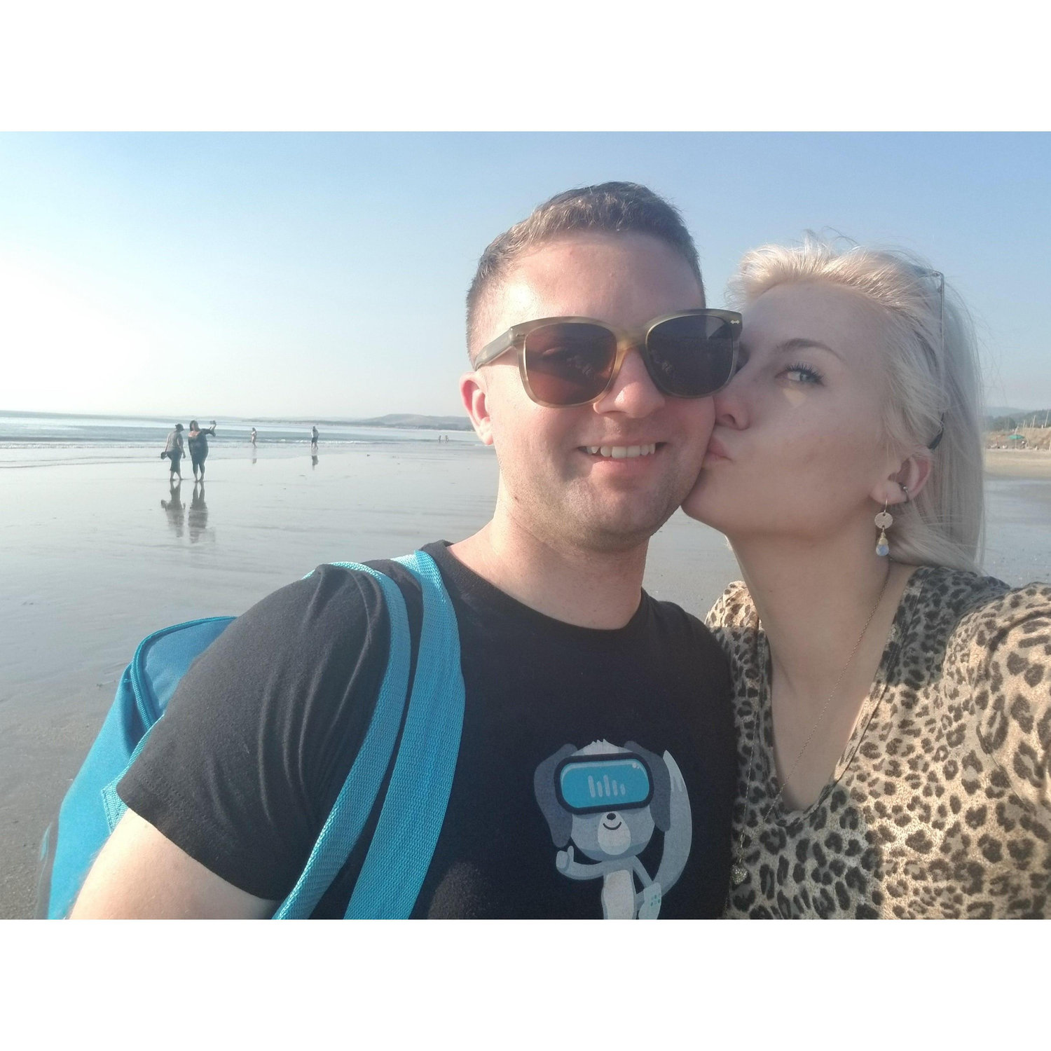Beach kisses!