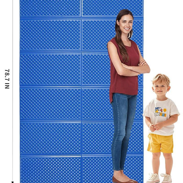 Camping Foam Sleeping Pad Lightweight Closed Cell Folding Camping Mat Moisture-Proof Camping Mattress Portable for Outdoor Hiking Mountaineering Blue
