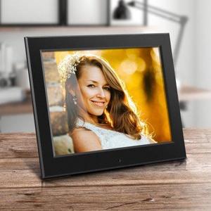 Aluratek 8" Slim Digital Photo Frame with Auto Slideshow (1024 x 768 resolution, 4:3 Aspect Ratio)