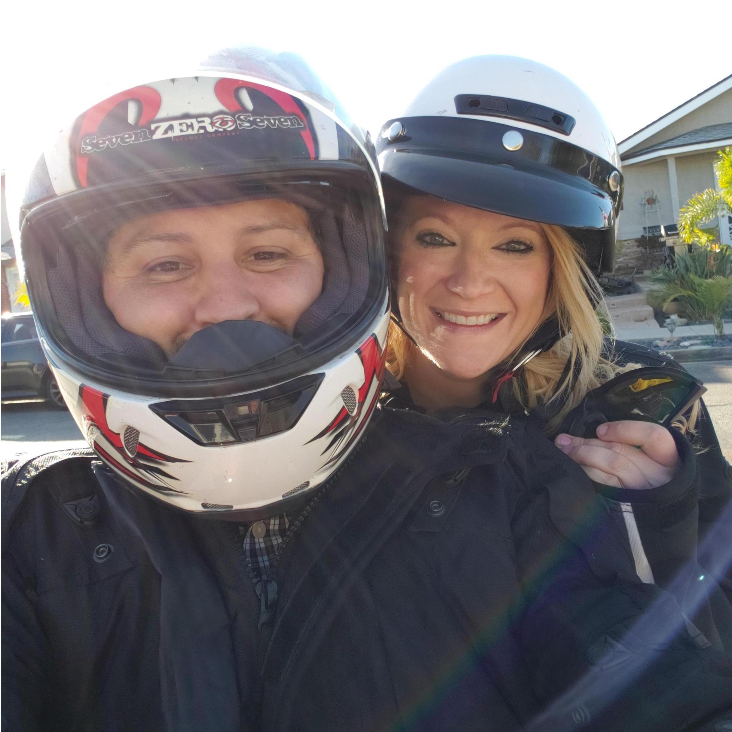 The border going to USA was closed so we put on our helmets to go for a nice ride and skip all the line at the border.