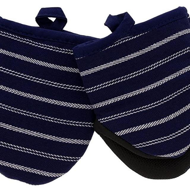 Cuisinart Neoprene Mini Oven Mitts, 2pk - Heat Resistant Oven Gloves Protect Hands and Surfaces with Non-Slip Grip and Hanging Loop-Ideal Set for Handling Hot Cookware, Bakeware-Twill Stripe Navy Aura