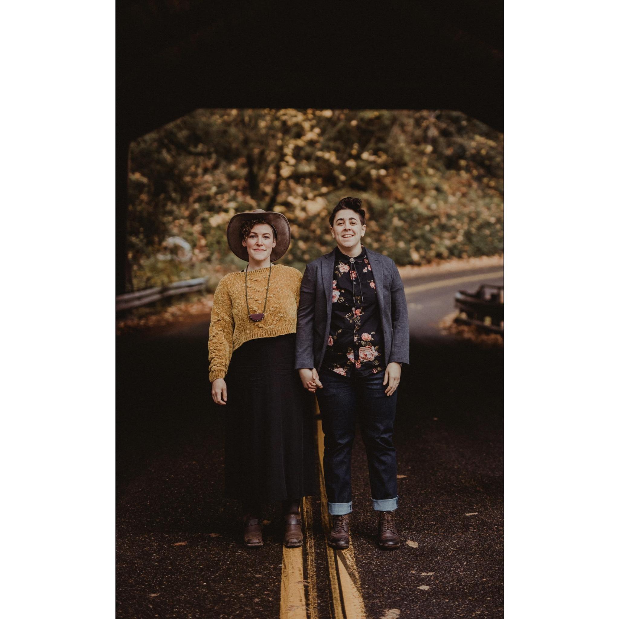 Engagement photos by Anna Caitlin Photography