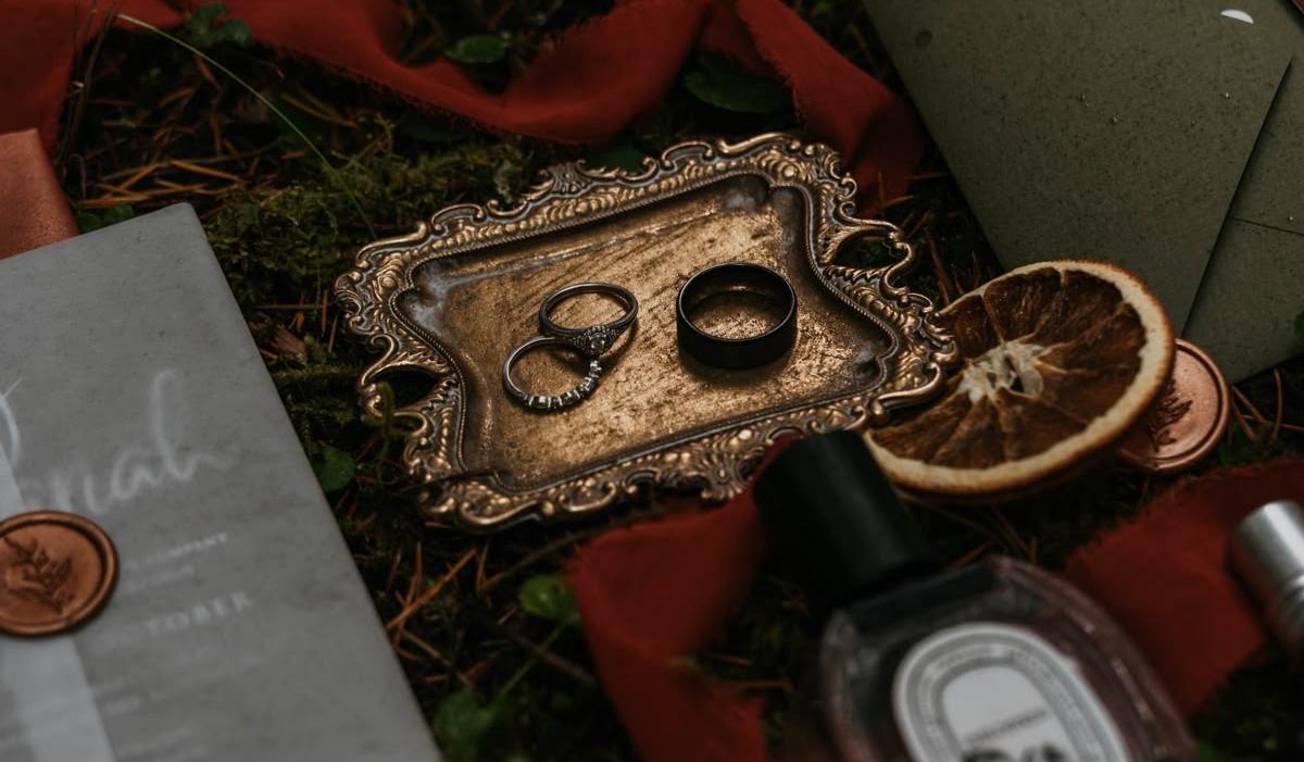 The Wedding Website of Lee DeStories and Xeno Parkinson