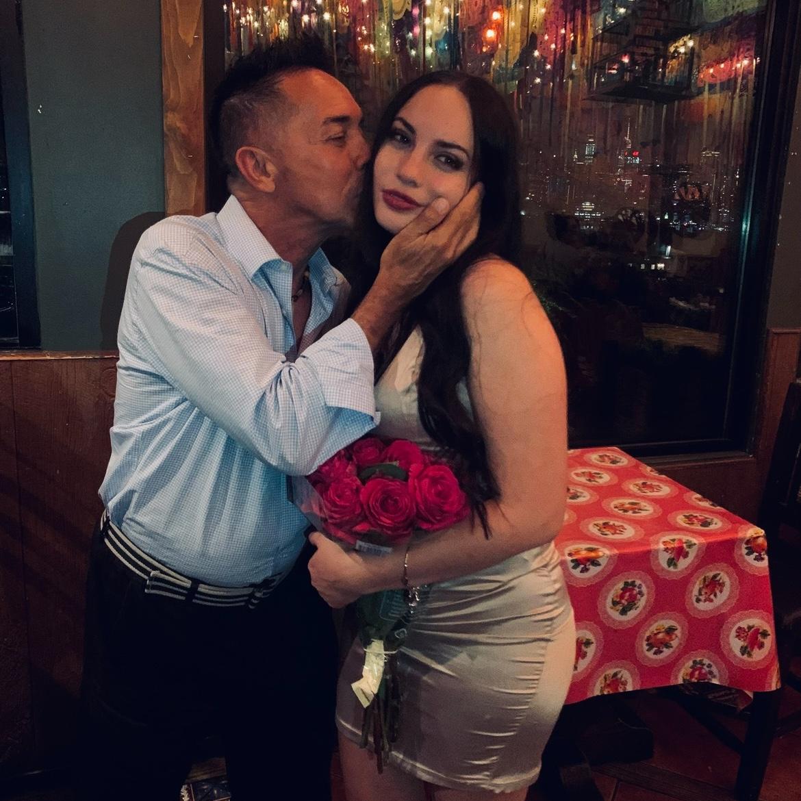 Izabella and her father on her 21st birthday 🌹