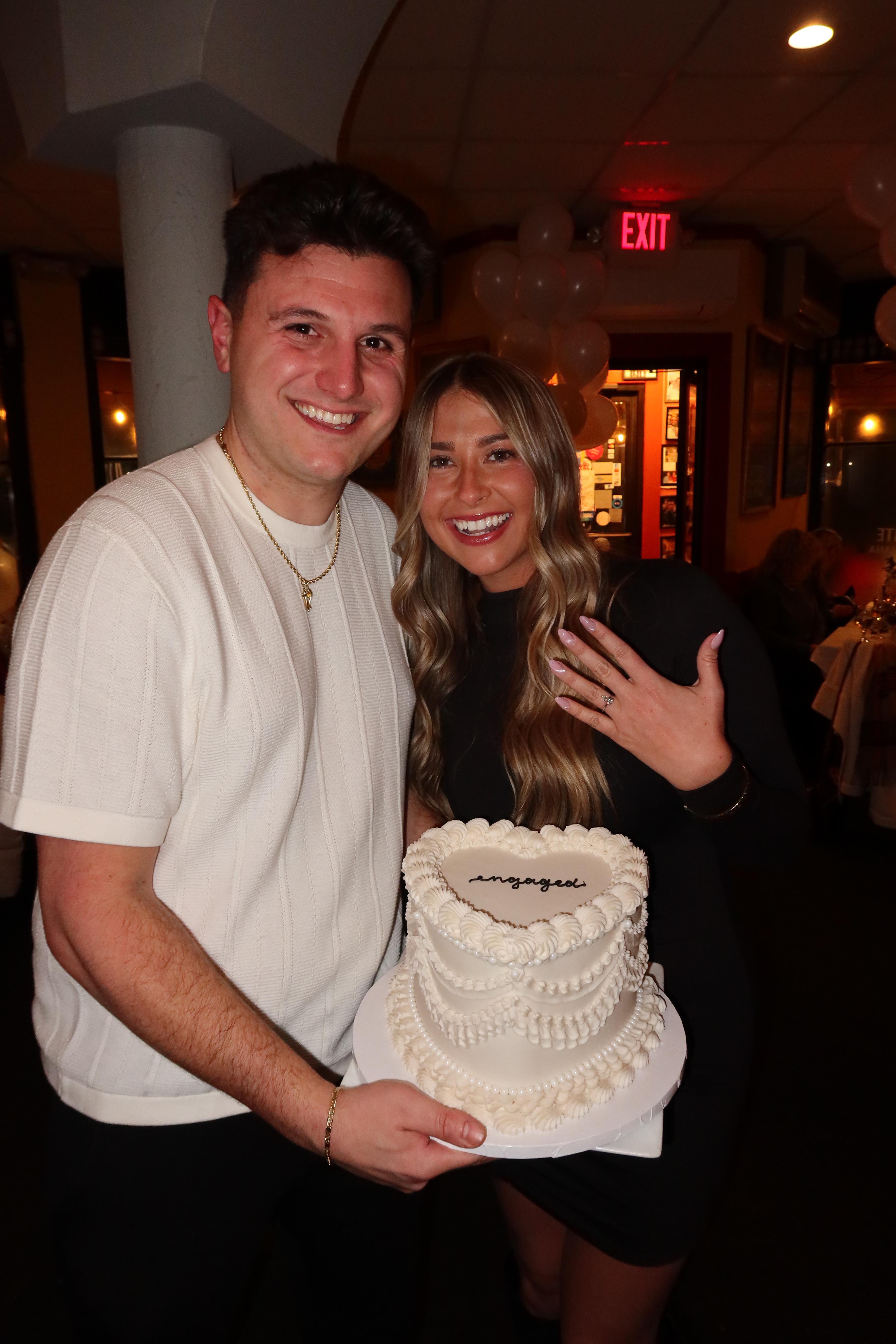 The Wedding Website of Alexa Roche and Robert Ventola