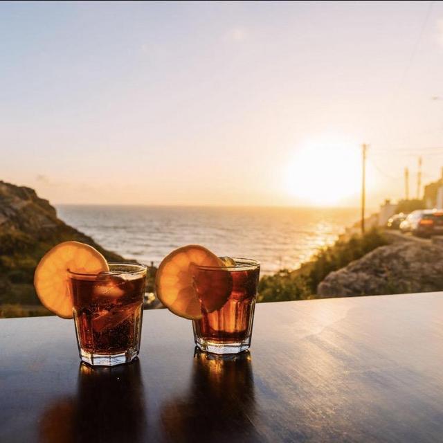 Sunset Cocktails Fund