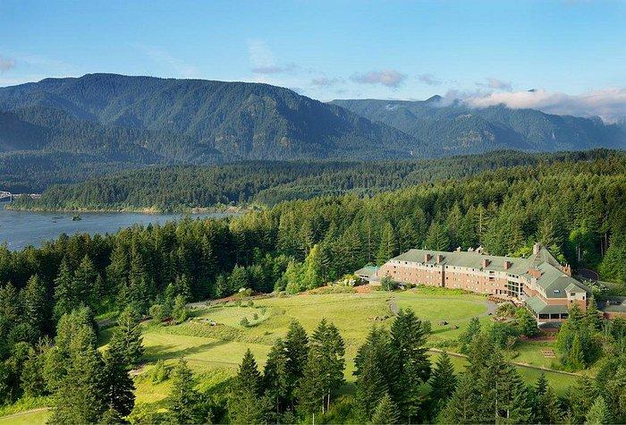 The Wedding Website of Sajara Stark and Jonathan Steele