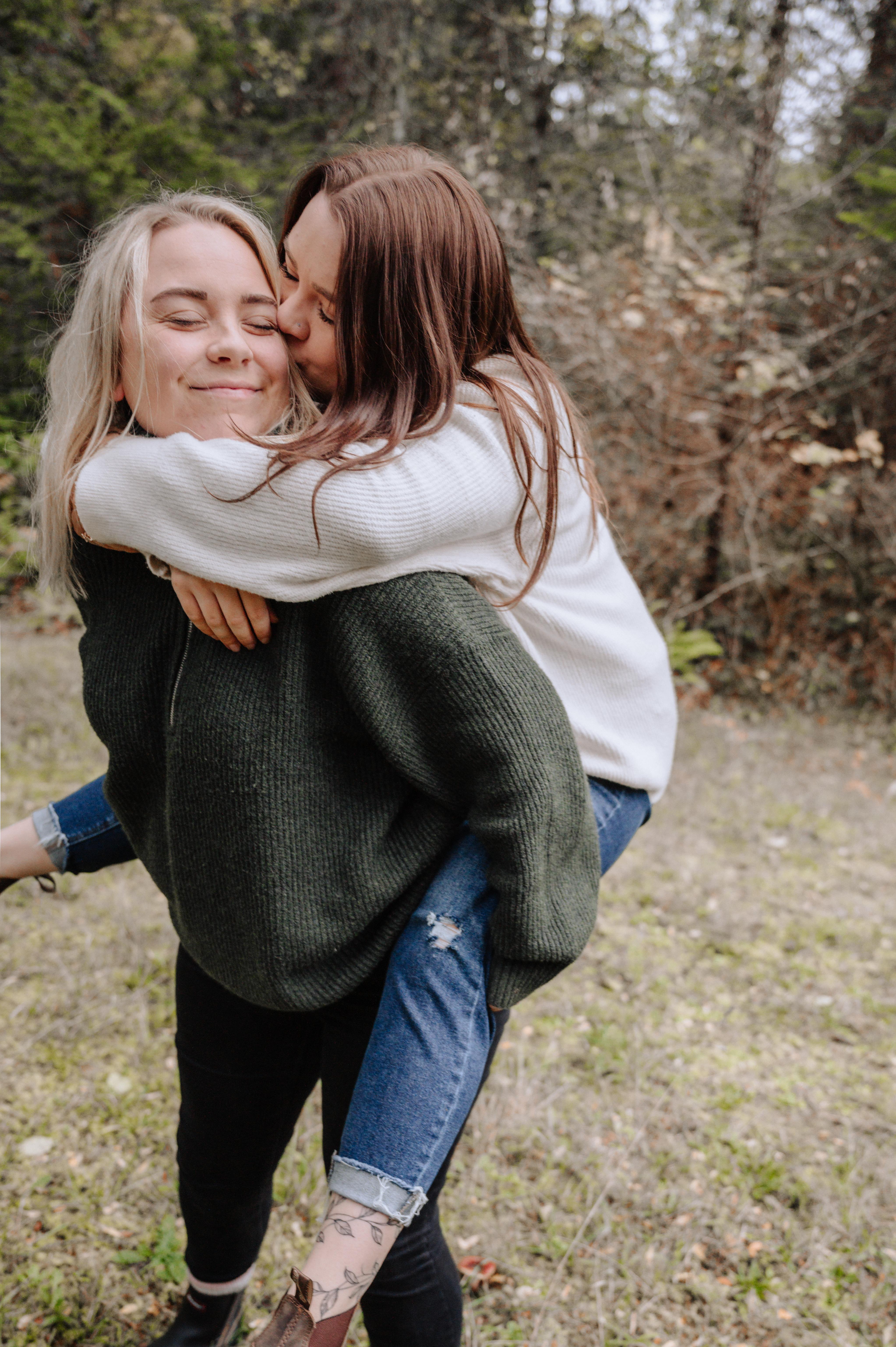 The Wedding Website of Lindsey Murdock and Carly McAndrews
