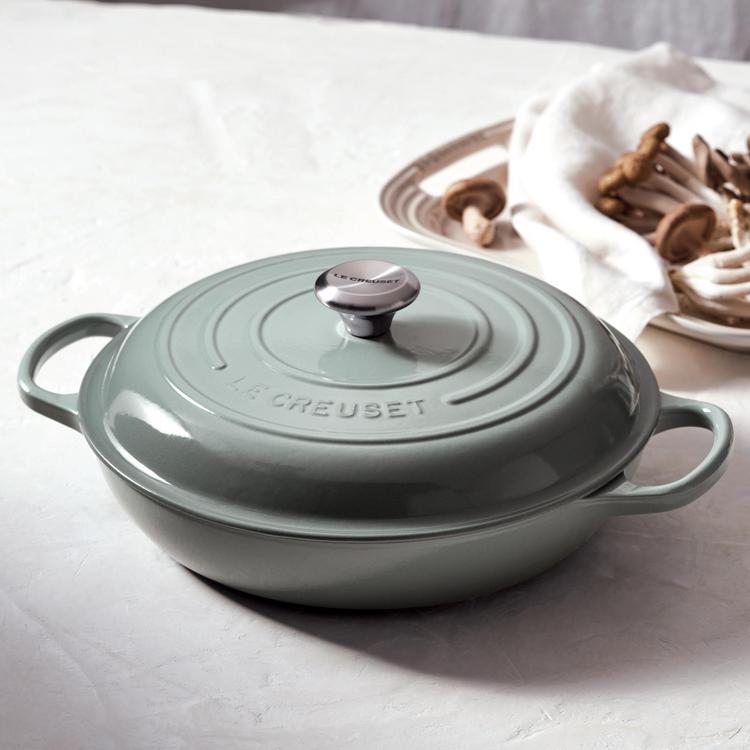 Le Creuset, Signature Round Dutch Oven - Zola