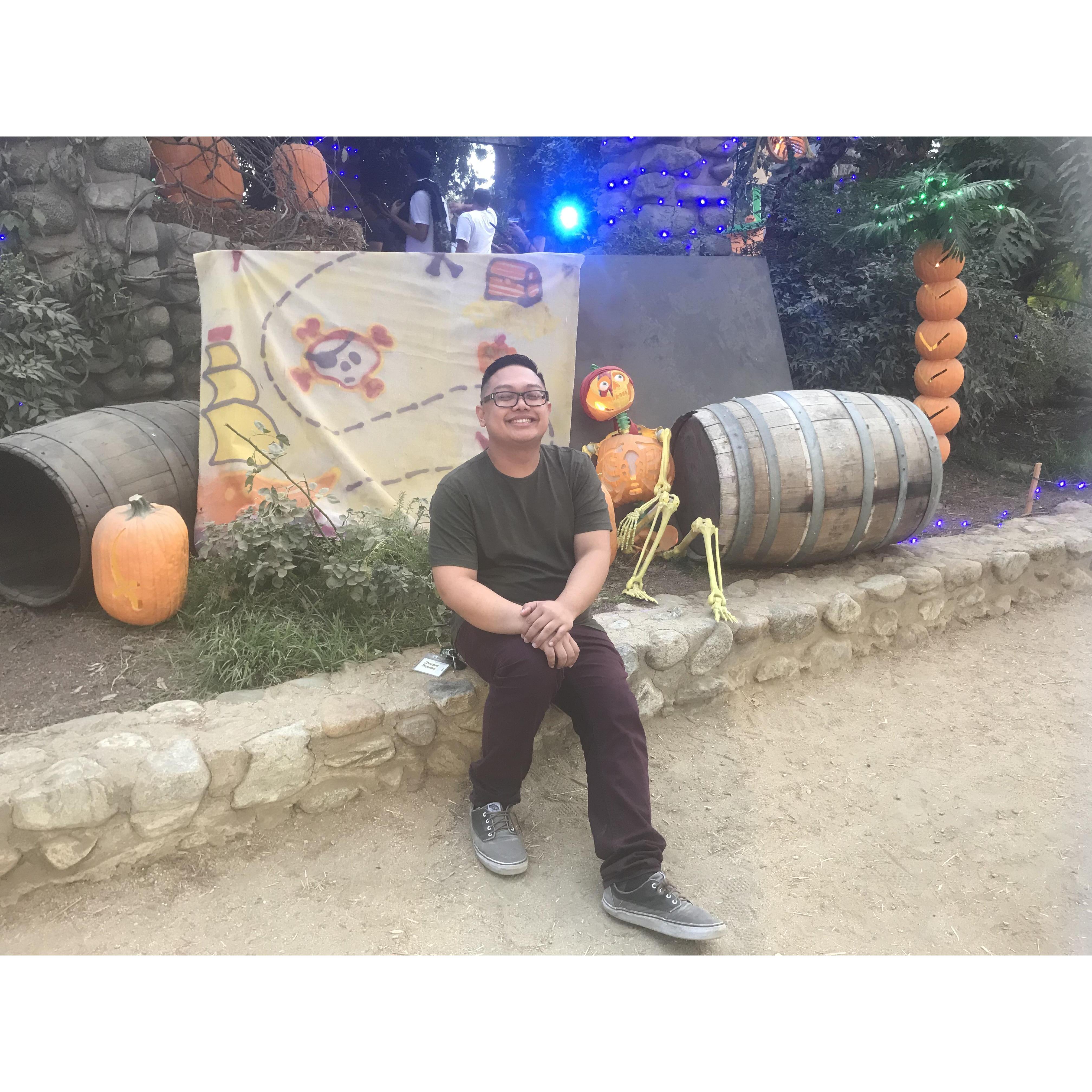 Jan with a pirate theme Halloween decorations at a Halloween lights festival