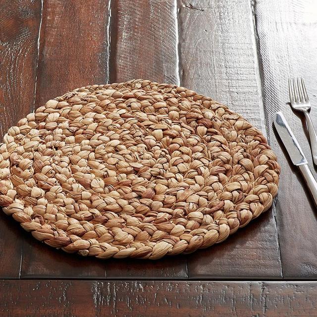 Water Hyacinth Round Placemat, Each