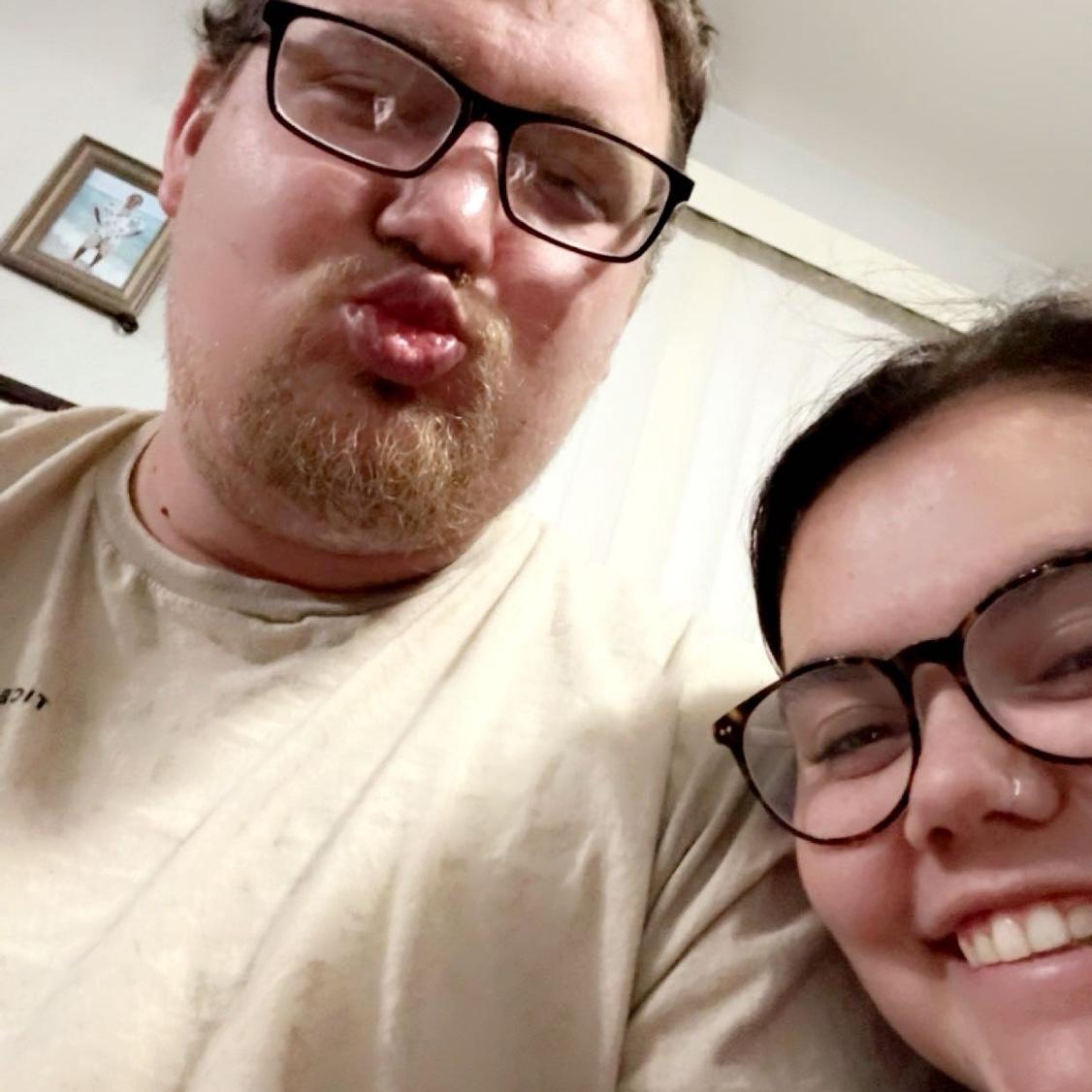 😘