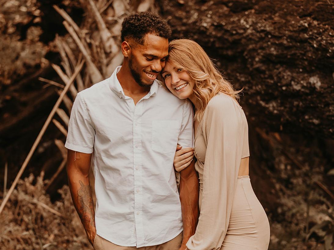 The Wedding Website of Cheyanne Castle and Taylor Jordan