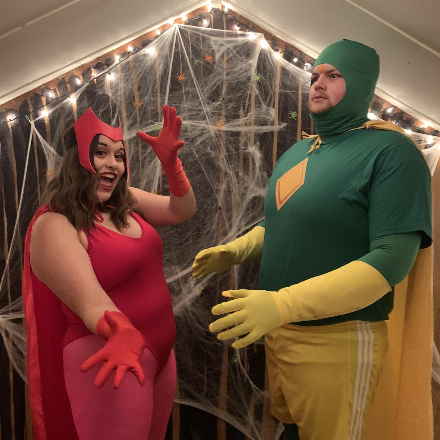 scarlet witch & vision | halloween '21