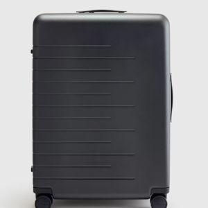 Medium Check-In Suitcase in Black