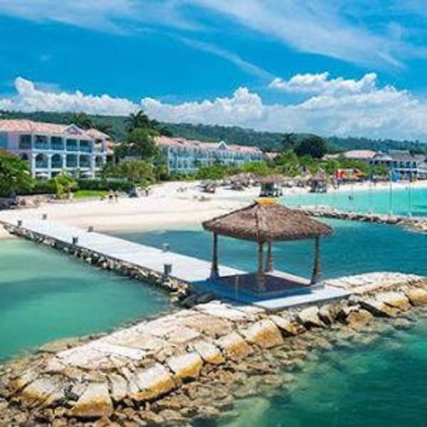 Honeymoon Resort- Sandals Montego Bay- All Inclusive
