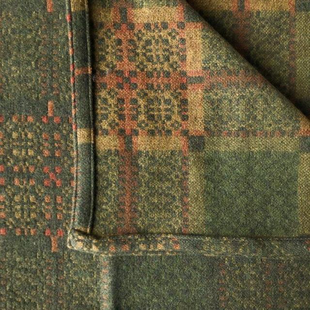 Welsh Handwoven Wool Throws/Knot garden hedgerow throw