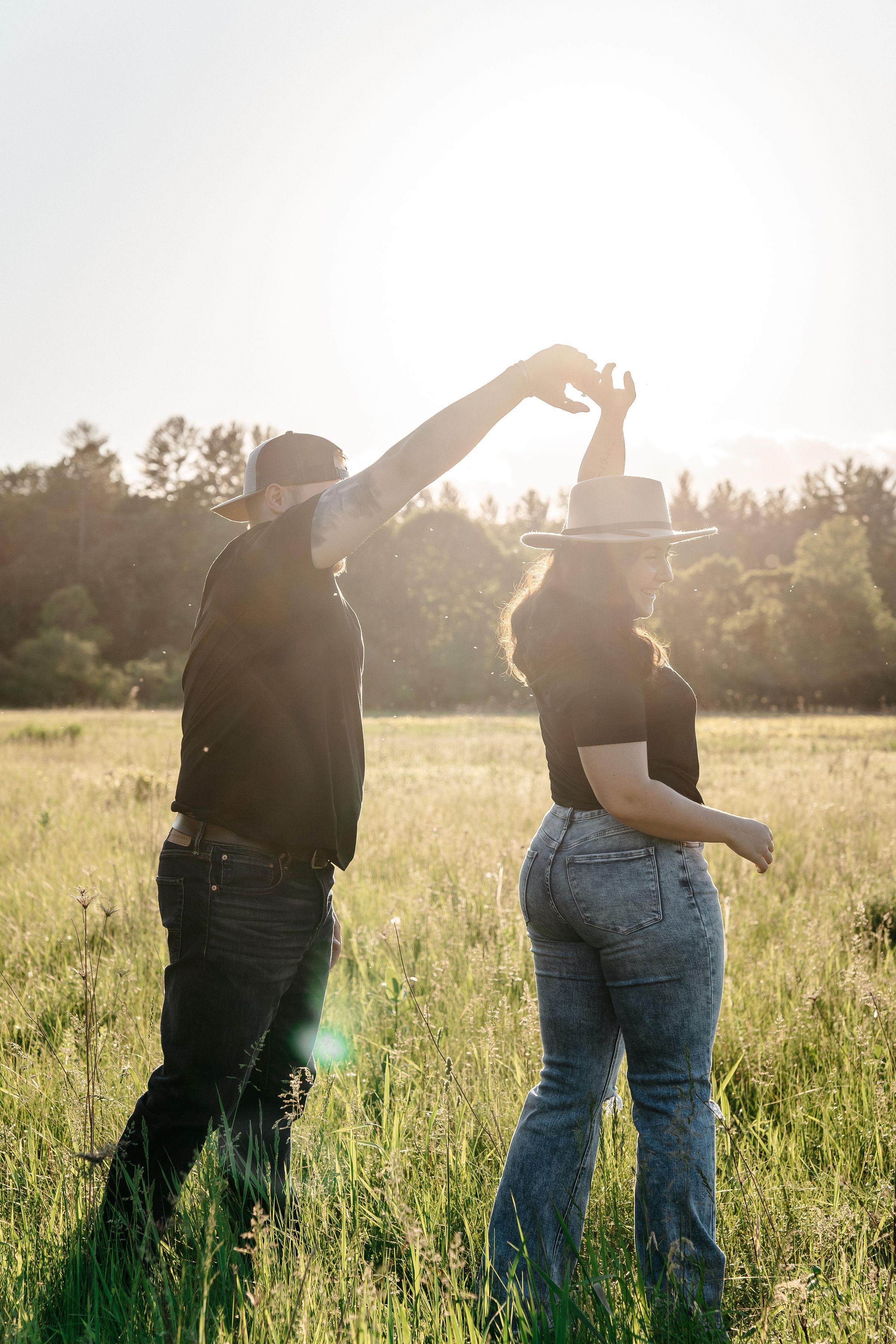 The Wedding Website of Lindsey Hampson and Matthew Mermet