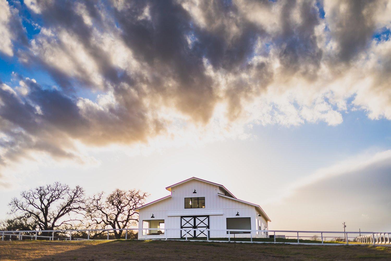 The Wedding Website of Jaylee Jackson and Evan Groholski
