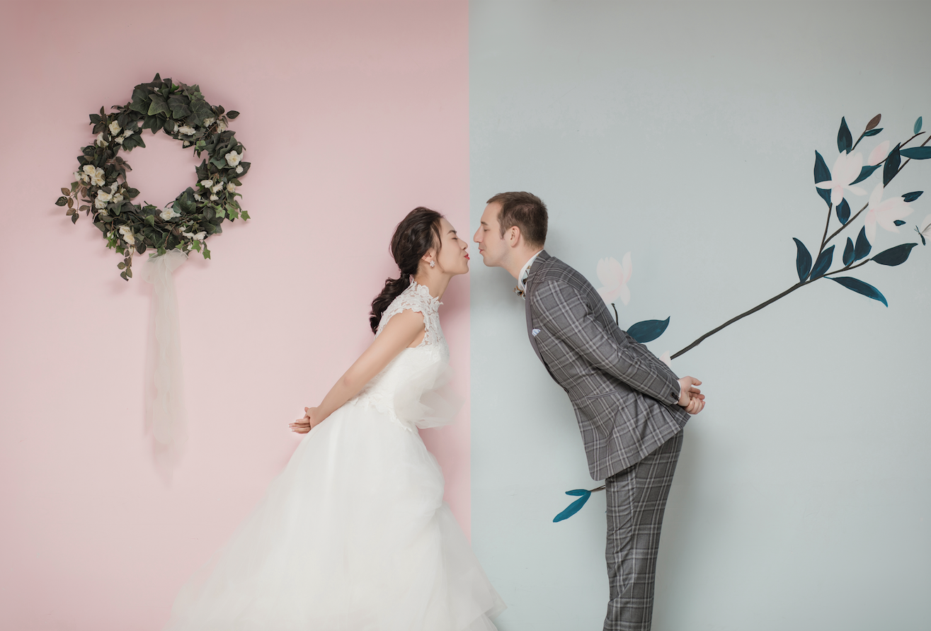 The Wedding Website of Lin Henson and Brian Henson
