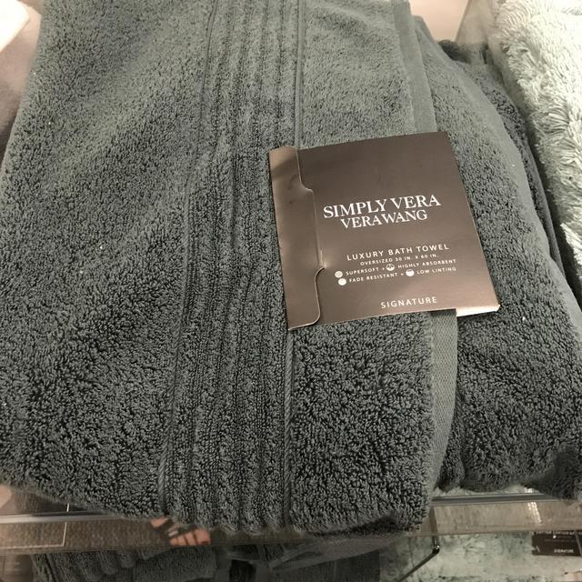 Bath towel 2.      @ Kohls