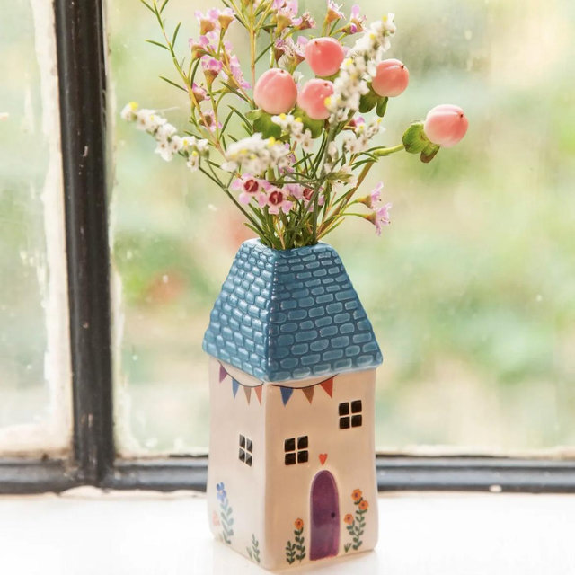Cottage Bud Vase - Grateful