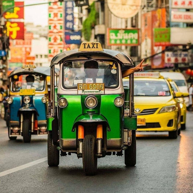 Taxi/Grab Rides